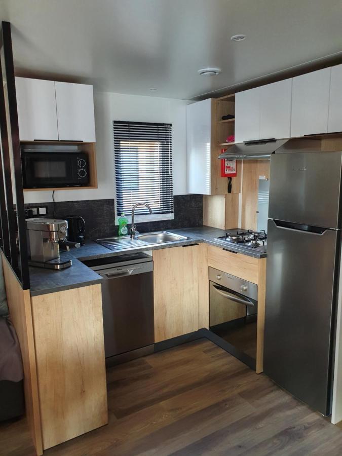 Mobilhome Camping Le Bosc Saint-Cyprien  Bagian luar foto